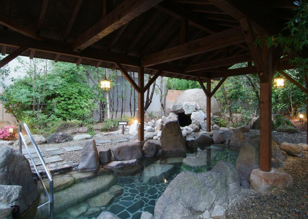Route Inn Grantia Fukuoka Miyawaka - Wakita Onsen Exterior foto