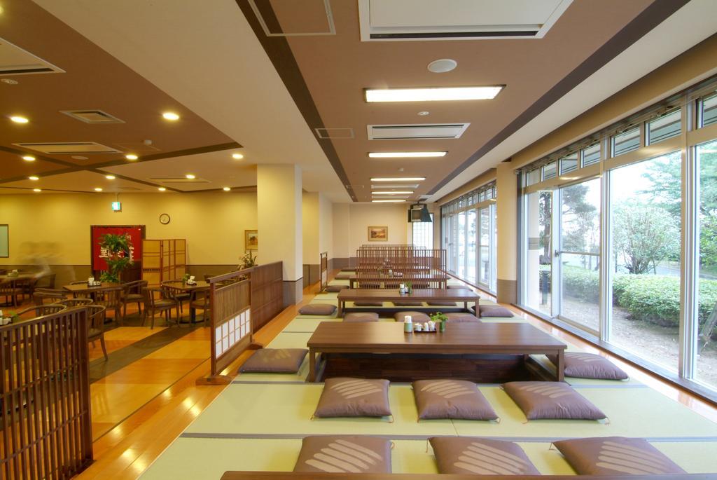 Route Inn Grantia Fukuoka Miyawaka - Wakita Onsen Exterior foto